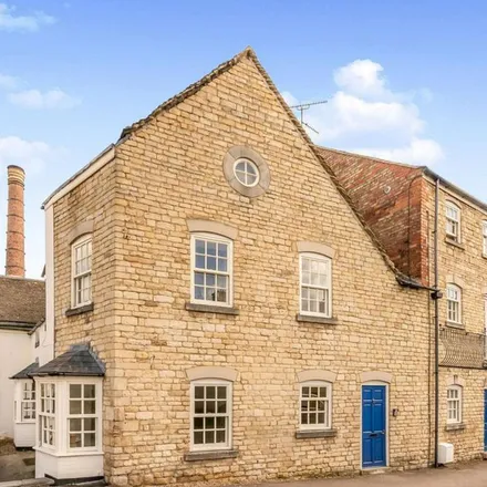Rent this 2 bed apartment on All Saints' Mews in Stamford, PE9 2PB
