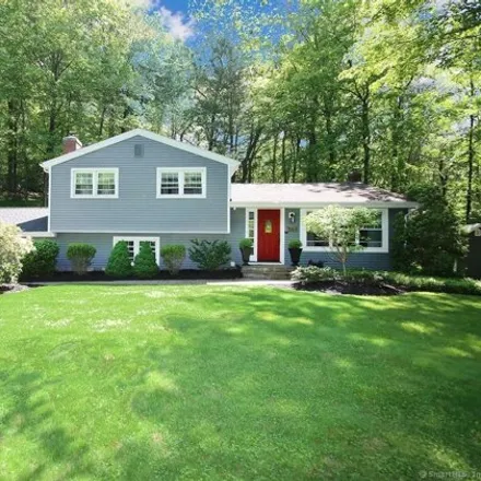 Buy this 3 bed house on 557 Lake Drive in Guilford, CT 06437