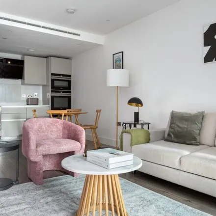 Rent this 1 bed apartment on Nisa Local in 93 Whitechapel High Street, Spitalfields