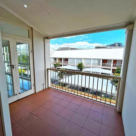 Image 3 - Victoria Wharf Shopping Centre, Haul Road, Foreshore, Cape Town, 8001, South Africa - Apartment for rent