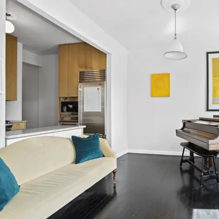 Buy this studio apartment on 125 East 4th Street in New York, NY 10003