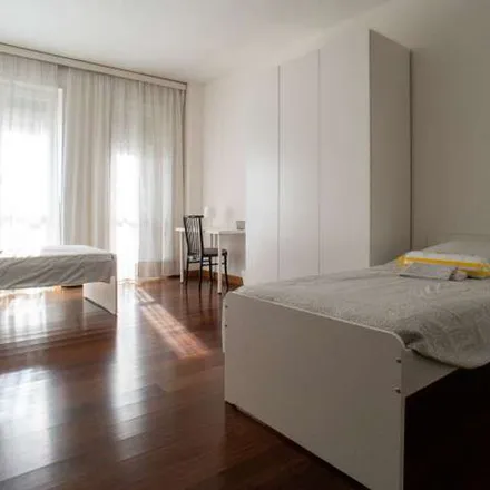 Image 5 - Total, Via Francesco dall'Ongaro, 20133 Milan MI, Italy - Apartment for rent