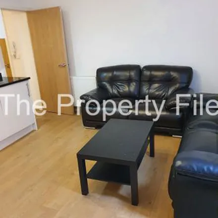 Rent this 3 bed apartment on Ewings in Anson Road, Victoria Park