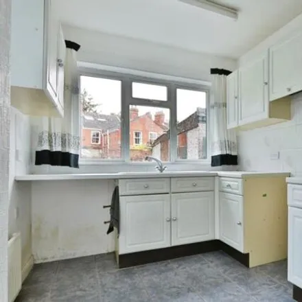 Image 2 - Kingtree Avenue, Cottingham, HU16 4DR, United Kingdom - Duplex for sale