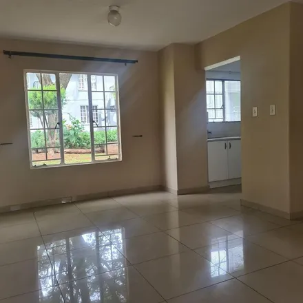 Image 2 - Wilgeboom Drive, Northwold, Randburg, 2169, South Africa - Apartment for rent