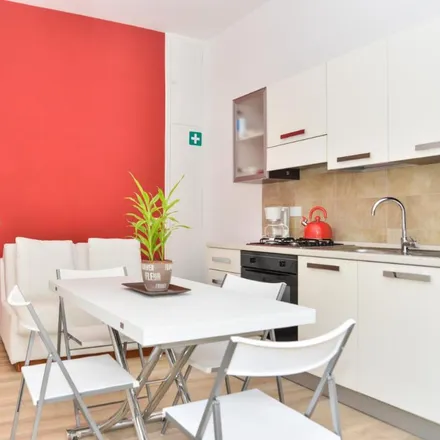 Image 2 - Via Vallarsa, 00141 Rome RM, Italy - Apartment for rent