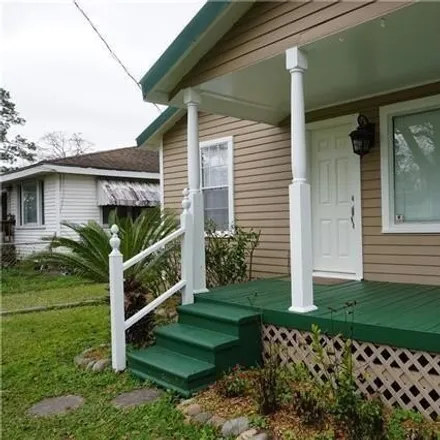 Rent this 3 bed house on 10521 Phelps Street in Jefferson Parish, LA 70123