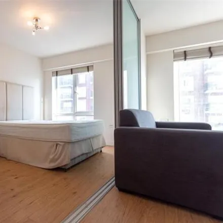 Image 3 - Ascent House, Boulevard Drive, London, NW9 5HF, United Kingdom - Apartment for sale