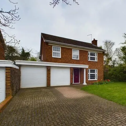 Buy this 4 bed house on Pinehill Path in Hitchin, SG4 9QZ