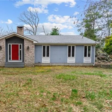 Buy this 3 bed house on 214 Mountaindale Road in Smithfield, RI 02917