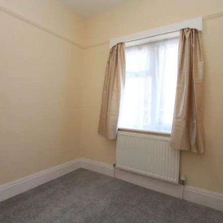 Image 7 - 40 Cairnfield Avenue, Dudden Hill, London, NW2 7PH, United Kingdom - Apartment for rent