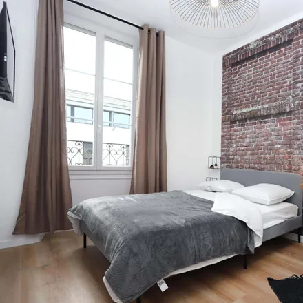 Rent this 1 bed room on 24 Boulevard Henri Arnauld in 49035 Angers, France