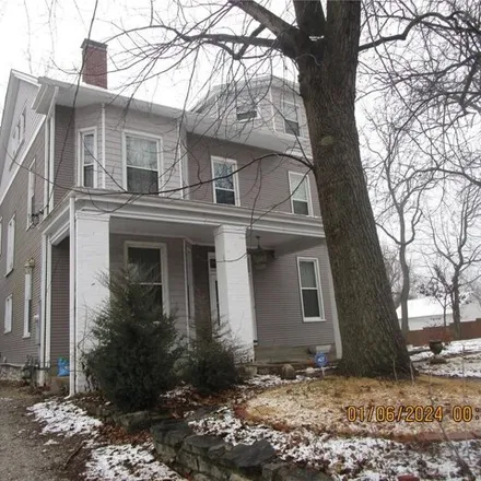 Image 3 - Wise-Olin House, 1128 State Street, Alton, IL 62002, USA - House for sale