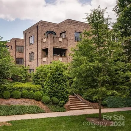 Buy this 2 bed condo on 269 Queens Road in Charlotte, NC 28204