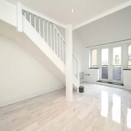 Rent this 2 bed apartment on Tallow Road in London, TW8 8EB