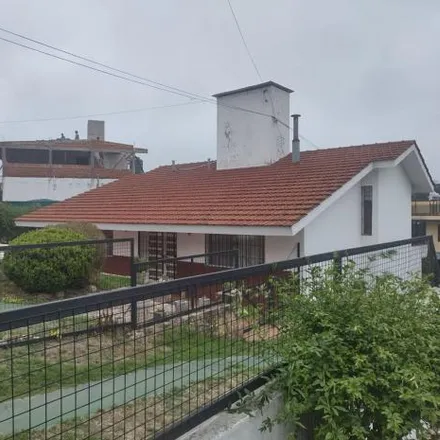 Buy this 2 bed house on Wolfgang Goethe in Departamento Punilla, Villa Carlos Paz