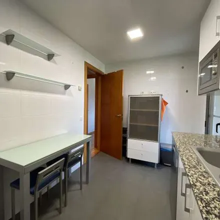 Image 9 - Carrer del Tarragonès, 08940 Cornellà de Llobregat, Spain - Apartment for rent