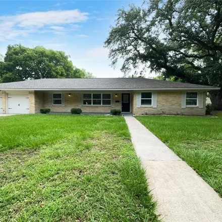 Buy this 3 bed house on 1534 Olive Street in Baytown, TX 77520