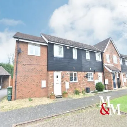 Rent this 3 bed house on Manor Close in Stoke Hammond, MK17 9DJ