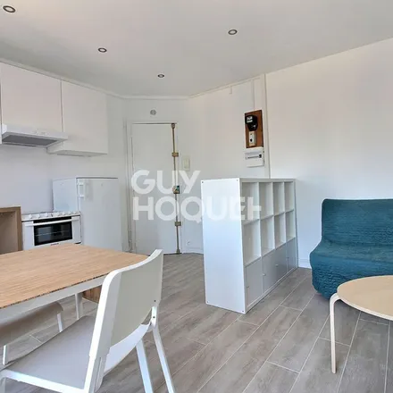 Rent this 1 bed apartment on Jeunesse et Avenir in Rue Saint-Georges, 75009 Paris