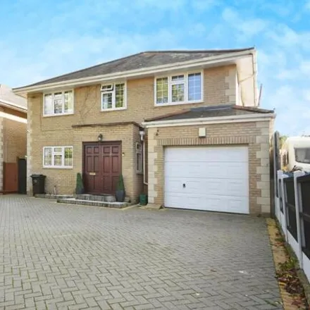 Buy this 5 bed house on Lee Chapel Lane in Basildon, SS16 5NX