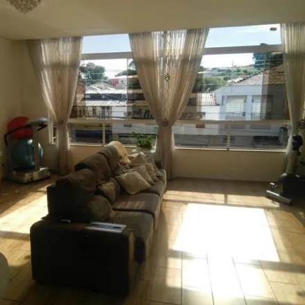 Buy this 3 bed house on Avenida Antônio Pires Pimentel in Centro, Bragança Paulista - SP