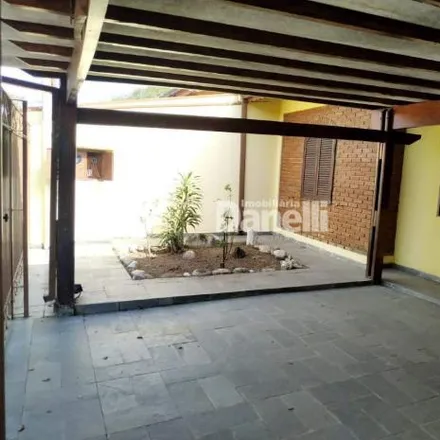 Rent this 4 bed house on Avenida Marginal in Água Quente, Taubaté - SP