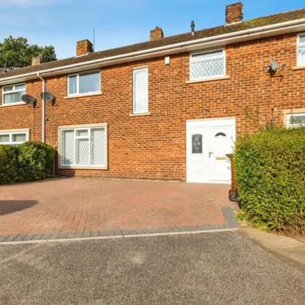 Buy this 3 bed townhouse on Revesby Close in Bracebridge, LN6 0DS