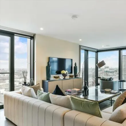 Rent this 4 bed apartment on The Dumont in 27 Albert Embankment, London