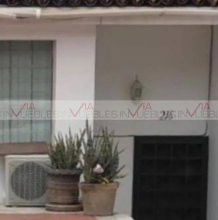 Image 2 - Calle Valle De San Lorenzo, Valle del Contry, 67174 Guadalupe, NLE, Mexico - House for sale