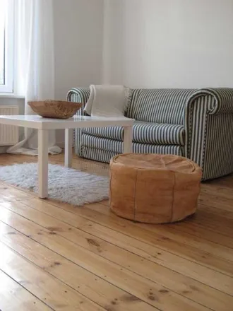 Rent this 2 bed apartment on Knickweg 3 in 22303 Hamburg, Germany