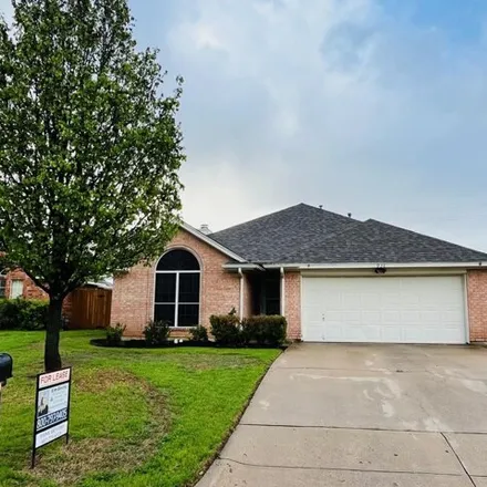 Rent this 3 bed house on 962 Meadow Circle South in Keller, TX 76248