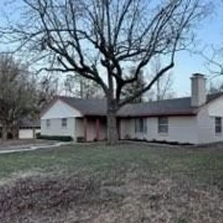 Rent this 4 bed house on 1105 Northwood Drive in Commerce, TX 75428
