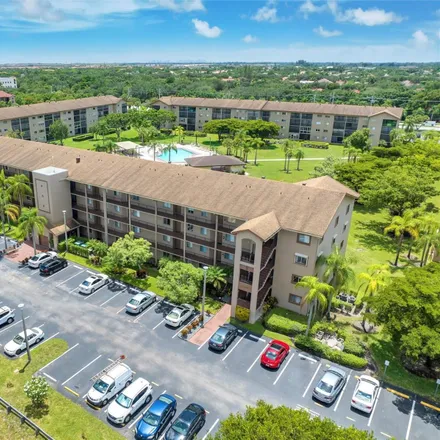 Image 4 - 12750 Southwest 15th Street, Pembroke Pines, FL 33027, USA - Condo for sale