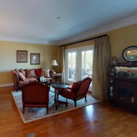 Buy this 3 bed apartment on 809 Jamestown Cres in Larchmont-Edgewater, Norfolk