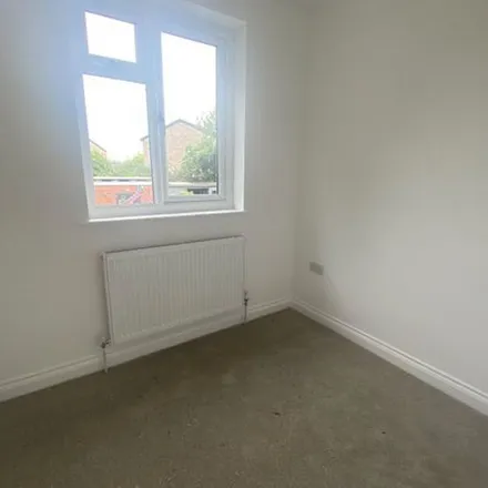 Rent this 3 bed townhouse on Main Street in Leicester, LE5 1AF