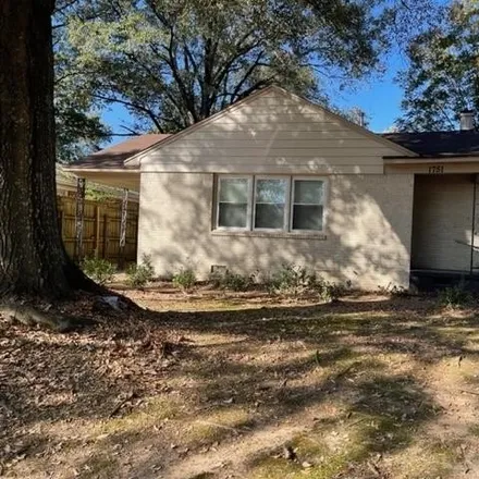 Buy this 3 bed house on 1751 Myrna Lane in Memphis, TN 38117