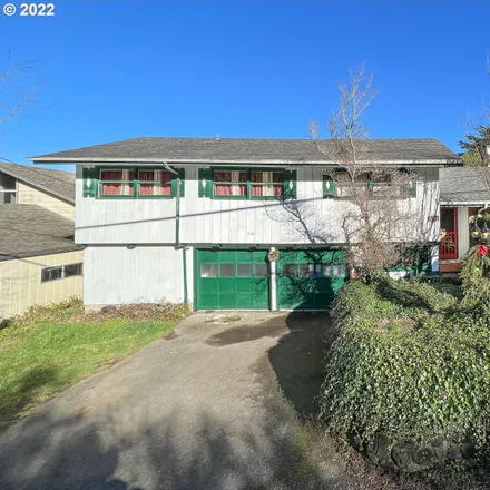 Buy this 4 bed house on 1799 North 10th Street in Coos Bay, OR 97420