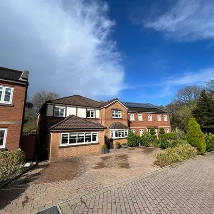Buy this 5 bed house on St. Brides Manor in Llantwit Fardre, CF38 2LR