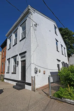 Buy this 3 bed house on 132 East 13th Street in Covington, KY 41011