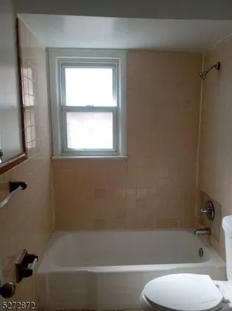 Image 7 - 94-96 N 9th St Apt 5, Paterson, New Jersey, 07522 - Apartment for rent