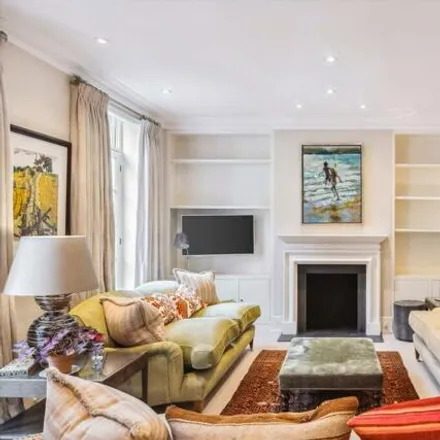 Image 3 - 42 Eaton Square, London, SW1W 9DH, United Kingdom - Townhouse for rent