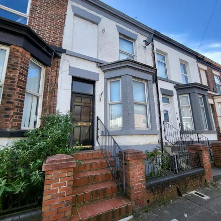 Rent this 3 bed townhouse on Faraday Street in Liverpool, L5 6PL