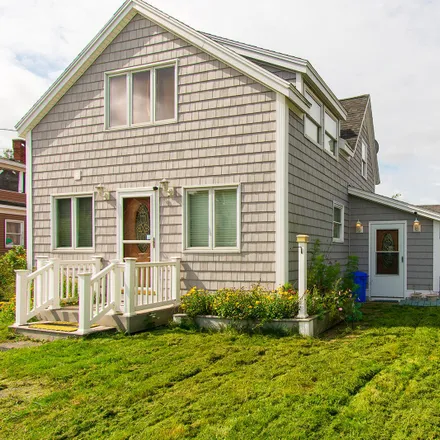 Buy this 3 bed house on 5 Railroad Avenue in Rockland, 04841