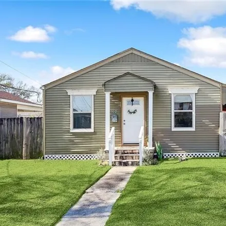 Buy this 3 bed house on 302 V F W Boulevard in Harahan, Jefferson Parish