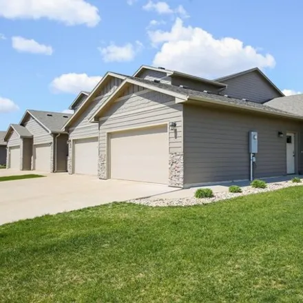 Buy this 2 bed house on 4404 West Townsley Place in Sioux Falls, SD 57108
