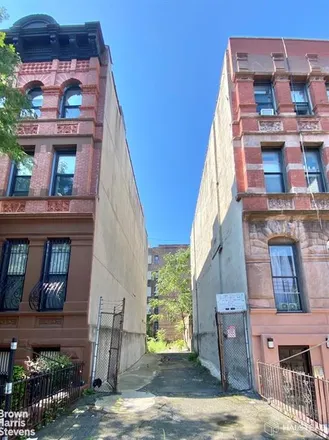 Buy this studio house on 262 WEST 121ST STREET in Central Harlem