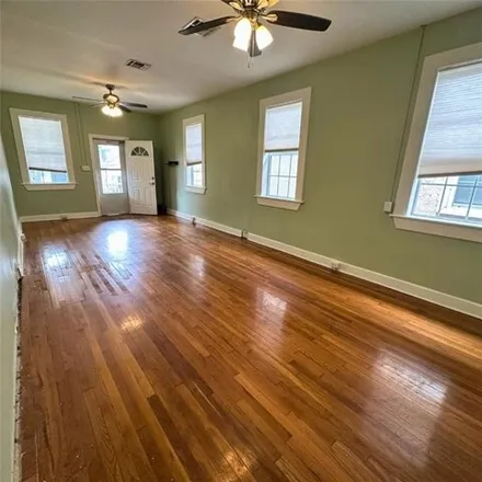 Image 4 - 2625 Robert Street, New Orleans, LA 70115, USA - House for rent