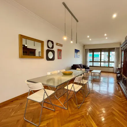 Image 2 - Carrer de Balmes, 341, 08006 Barcelona, Spain - Apartment for rent