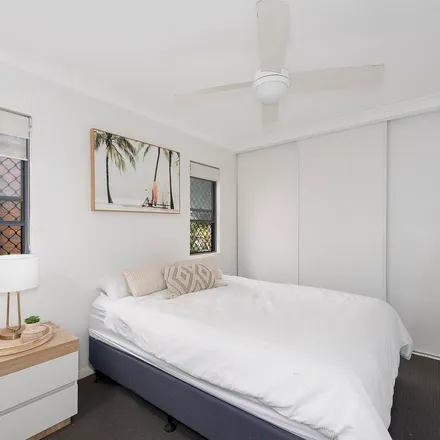 Image 2 - Wave Street, Mermaid Beach QLD 4218, Australia - Apartment for rent